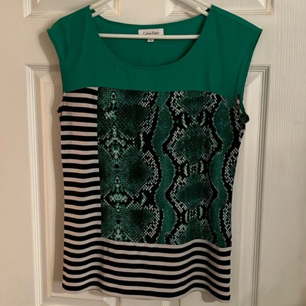 Ca lvi n K l e i n‎ top